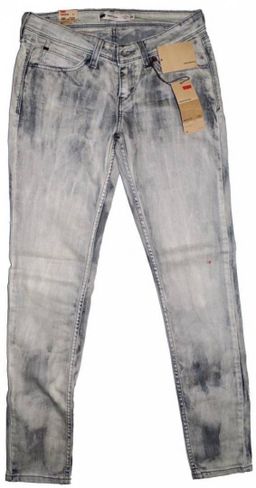 HE Department Store Shelf-Pull Junior's Clothing Lots