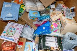 AMZ Mostly Shelf-Pull Loads