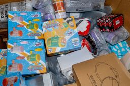 AMZ Mostly Shelf-Pull Loads