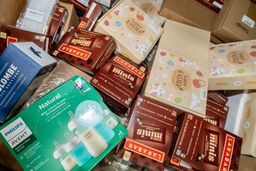 AMZ Mostly Shelf-Pull Loads