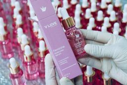 V Love_Feminine Moisturizing Serum