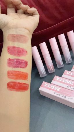 V Love_Glasting Water Tint #