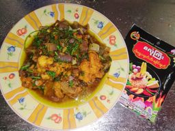 ဇလုံကြီး_ငါးရွှေငရုတ်သီးရခိုင်ချက် 