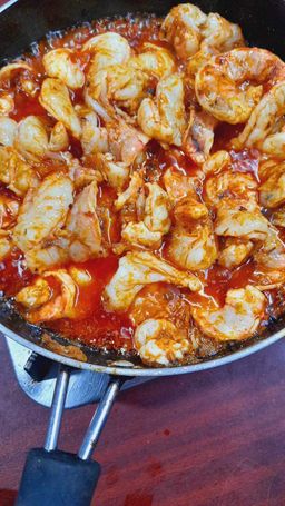 ဇလုံကြီး_ပုစွန်ခရမ်းချဥ်သီးငပိချက် 