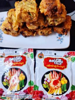 ဇလုံကြီး_ပုစွန်ခရမ်းချဥ်သီးငပိချက် 