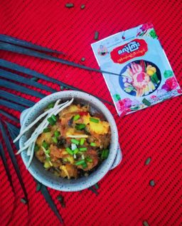 ဇလုံကြီး_ပုစွန်ခရမ်းချဥ်သီးငပိချက် 