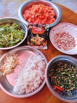 ဇလုံကြီး_ငါးရွှေငရုတ်သီးရခိုင်ချက် 