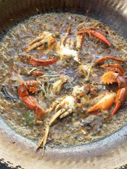 ဇလုံကြီး_ငါးရွှေငရုတ်သီးရခိုင်ချက် 