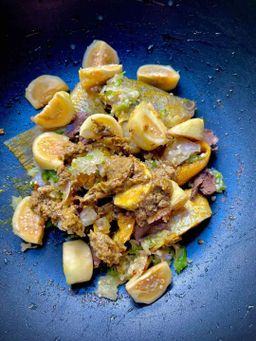 ဇလုံကြီး_ငါးရွှေငရုတ်သီးရခိုင်ချက် 