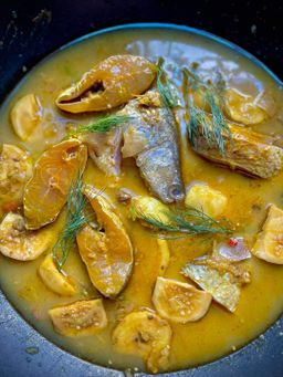 ဇလုံကြီး_ငါးရွှေငရုတ်သီးရခိုင်ချက် 