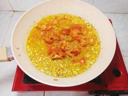 ဇလုံကြီး_ငါးရွှေငရုတ်သီးရခိုင်ချက် 