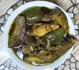 ဇလုံကြီး_ငါးရွှေငရုတ်သီးရခိုင်ချက် 