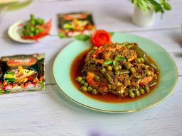 ဇလုံကြီး_ငါးရွှေငရုတ်သီးရခိုင်ချက် 