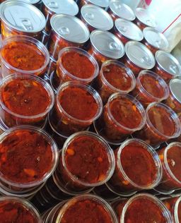 ဒေါ်ဒေါ်အိလက်ရာ_ကြက်သွန်ဖြူဥတလုံးသနပ် 