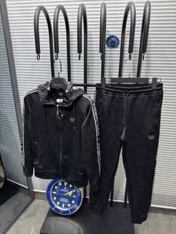 Ensemble Dolce Gabbana