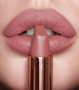 CHARLOTTE TILBURY Matte Revolution Lipstick Pillow Talk