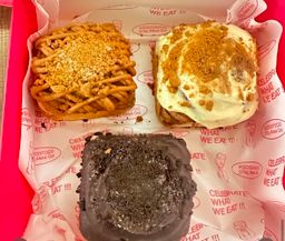 Pick your Cinnamon Rolls! 