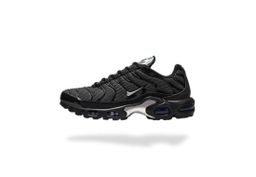 NIKE AIR MAX PLUS TN BLACK SUEDE SILVER 