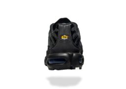 NIKE AIR MAX PLUS TN BLACK SUEDE SILVER 