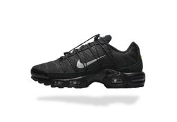 NIKE AIR MAX PLUS TN UTILITY BLACK REFLECTIVE