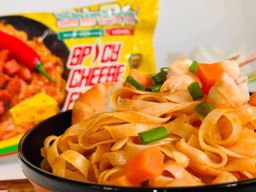 Shin Shin_Instant Rice Vermicelli (Spicy Cheese)