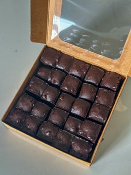 Mad Heavy Brownie ( 6-Inch ) - June Slots