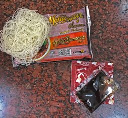 Cho`s Kitchen_Instant Rice Vermicelli (Mong Hin Gar Flavor)