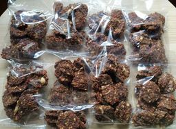 ကလေးသူပုန်းရည်ကြီး_ပဲပုတ်ခြောက်