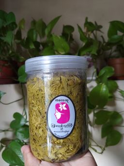 ကလေးသူပုန်းရည်ကြီး_မန်ကျည်းရွက်နုချဥ်