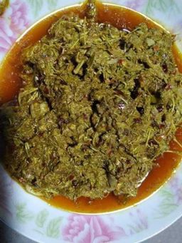 ကလေးသူပုန်းရည်ကြီး_မန်ကျည်းရွက်နုချဥ်