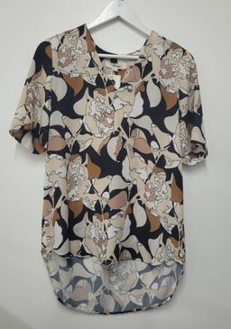 Juliette Hogan size 6