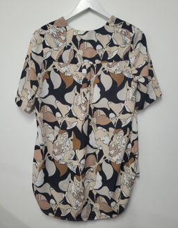 Juliette Hogan size 6