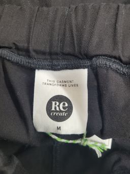 Recreate cotton shorts size M