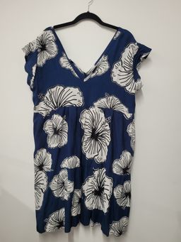 Manini dress size M