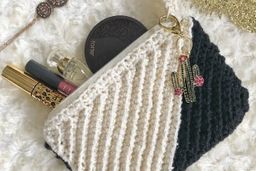 Clutch bags 