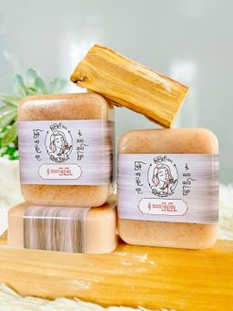 မြကြည်သာ_နံ့သာဖြူဖြူဆပ်ပြာ