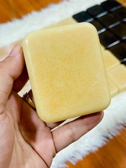 မြကြည်သာ_နံ့သာဆပ်ပြာ Collection 