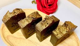 မြကြည်သာ_Sandalwood မျက်နှာသစ်ဆပ်ပြာ Collection 