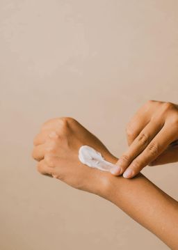 မြကြည်သာ_Sandalwood Body Lotion Collection 