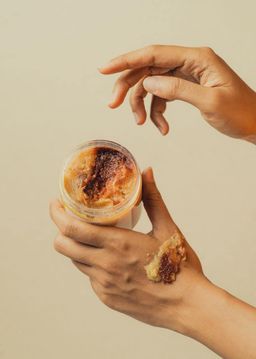 မြကြည်သာ_Sandalwood Scrub Collection#