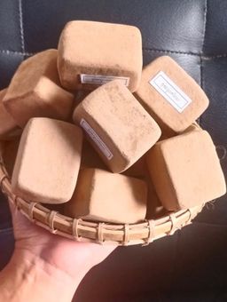 မြကြည်သာ_သနပ်ခါး လက်သွေးခဲ Collection