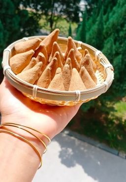 မြကြည်သာ_နံ့သာစေတီခဲ Collection 