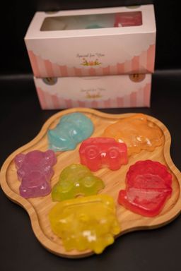 မြကြည်သာ_Baby Thit Thit Natural Handmade Soap