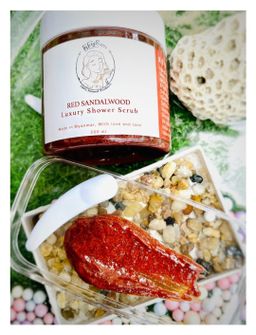 မြကြည်သာ_နံ့သာနီနီ Scrub