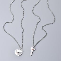  Collier "Clé de l'Amour Éternel"