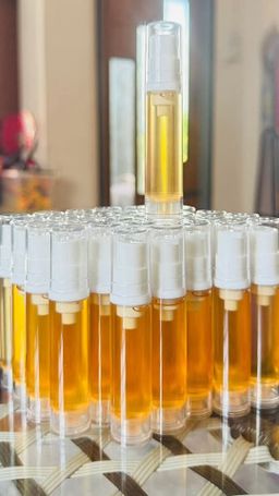 မြကြည်သာ_Sandalwood Face Oil 