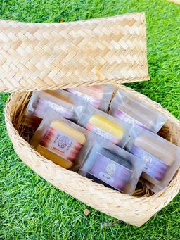 မြကြည်သာ_နံ့သာဆပ်ပြာ Set