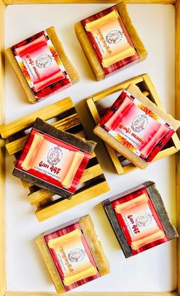 မြကြည်သာ_Sandalwood မျက်နှာသစ်ဆပ်ပြာ Collection 