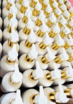 မြကြည်သာ_Sandalwood Body Lotion Collection 