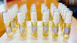 မြကြည်သာ_Sandalwood Face Oil 